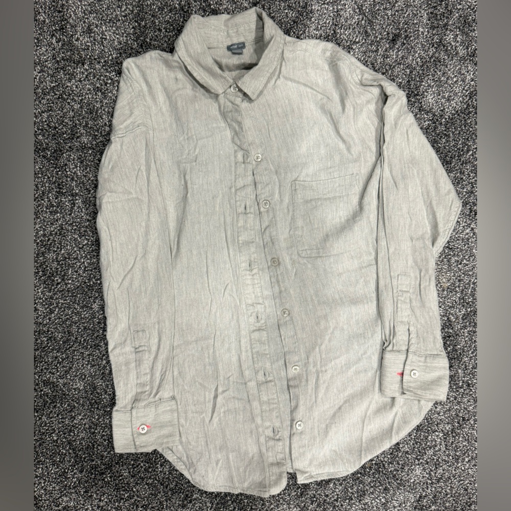 Aerie XS Heathered Grey Button Down Long Sleeve Shirt